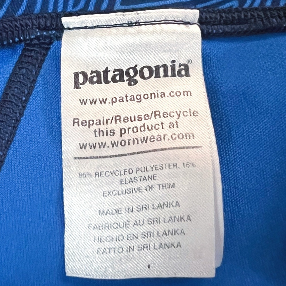 Patagonia Women’s Blue Patterned Centered Cropped Leggings Size S GUC Contoured - Picture 8 of 9